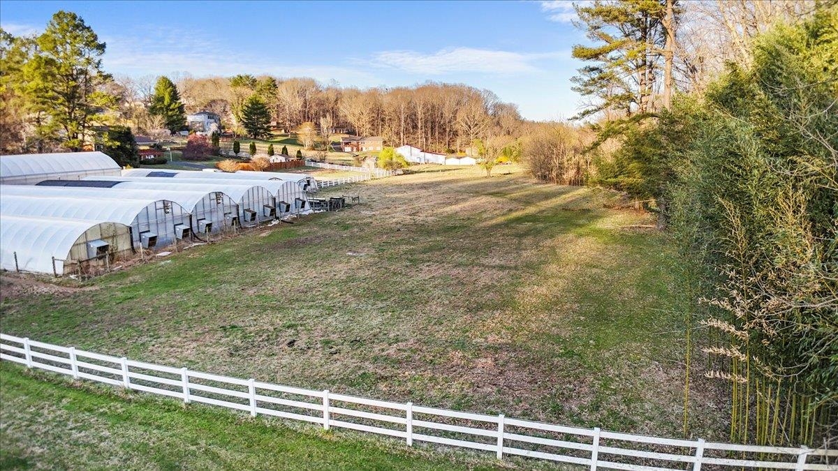 1356 Coopers Cove Road Hardy VA 24101