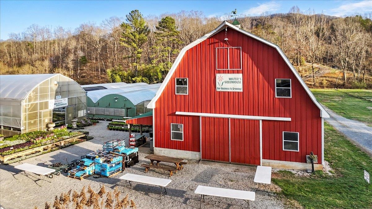 1356 Coopers Cove Road Hardy VA 24101