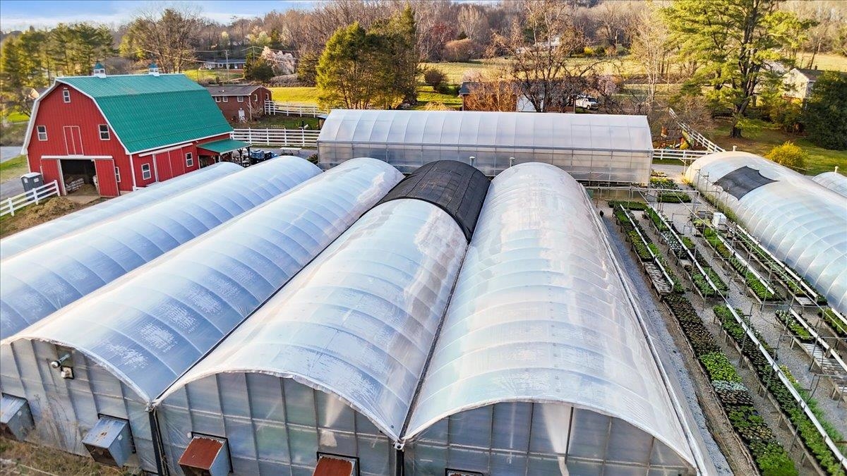 1356 Coopers Cove Road Hardy VA 24101