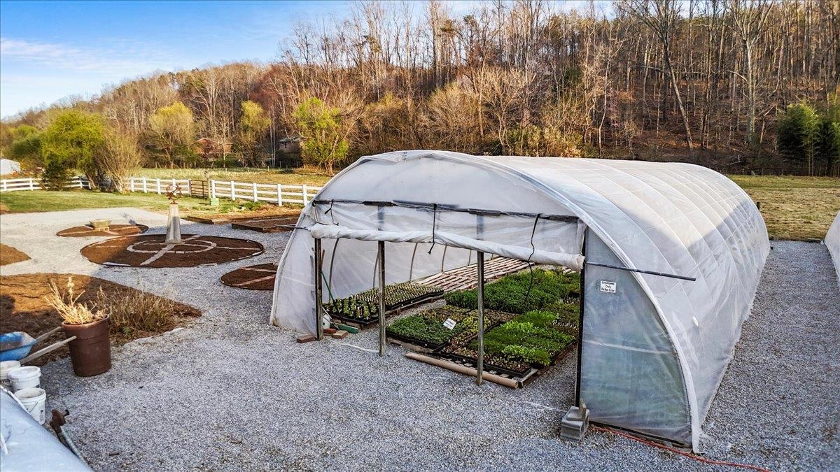 1356 Coopers Cove Road Hardy VA 24101