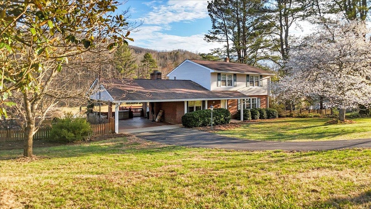 1356 Coopers Cove Road Hardy VA 24101