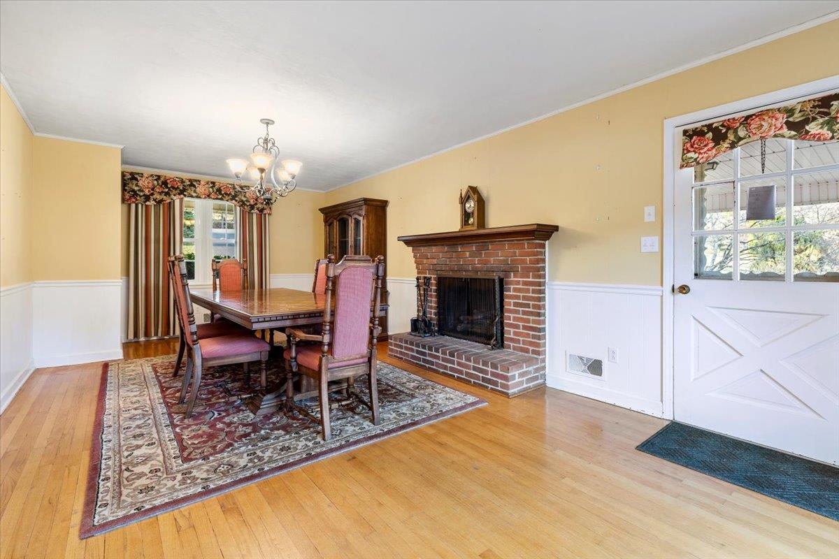 1356 Coopers Cove Road Hardy VA 24101