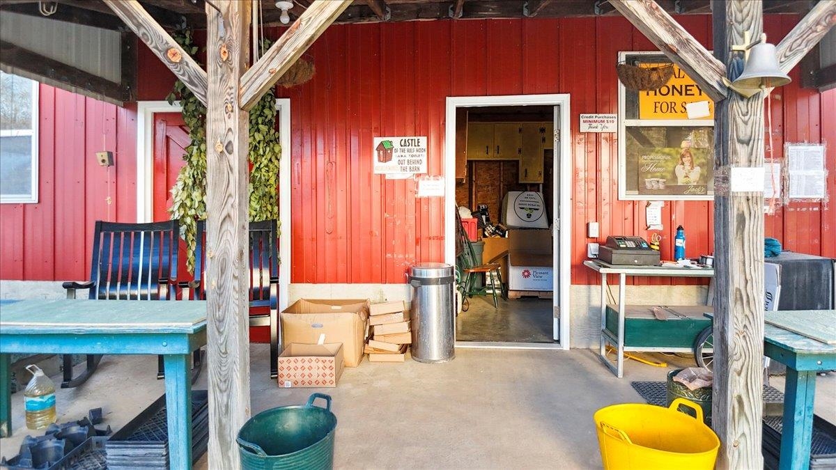 1356 Coopers Cove Road Hardy VA 24101