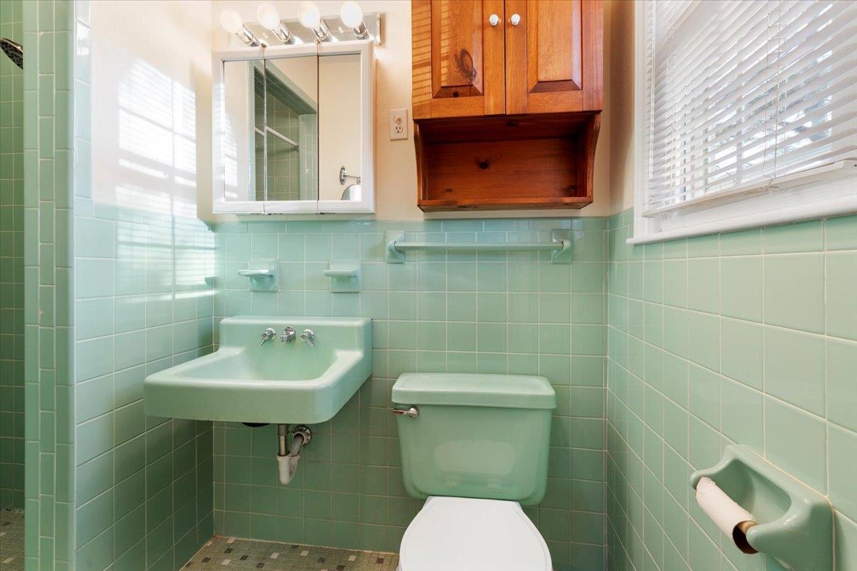 1356 Coopers Cove Road Hardy VA 24101