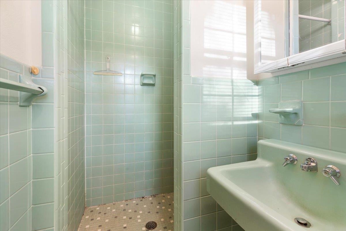 1356 Coopers Cove Road Hardy VA 24101