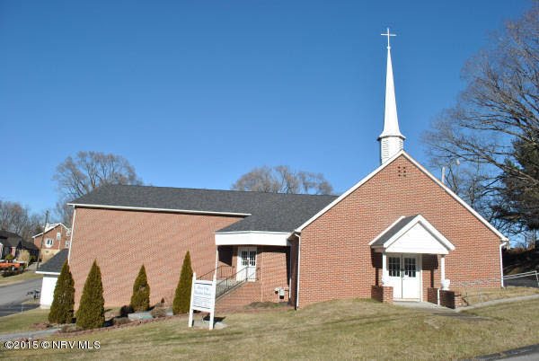 301 Bolling Street Radford VA 24141