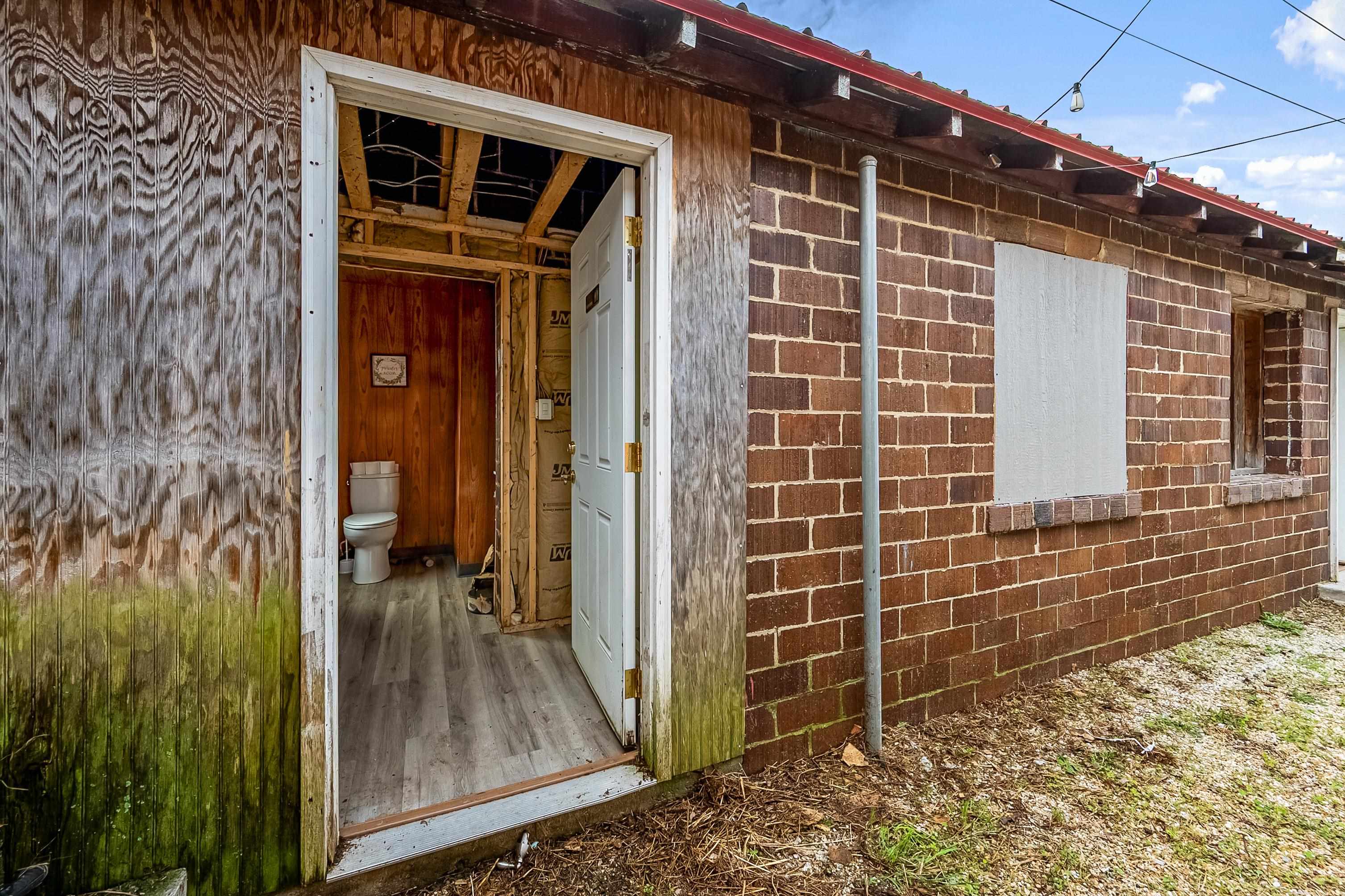 4241 Lee Highway Pulaski VA 24301