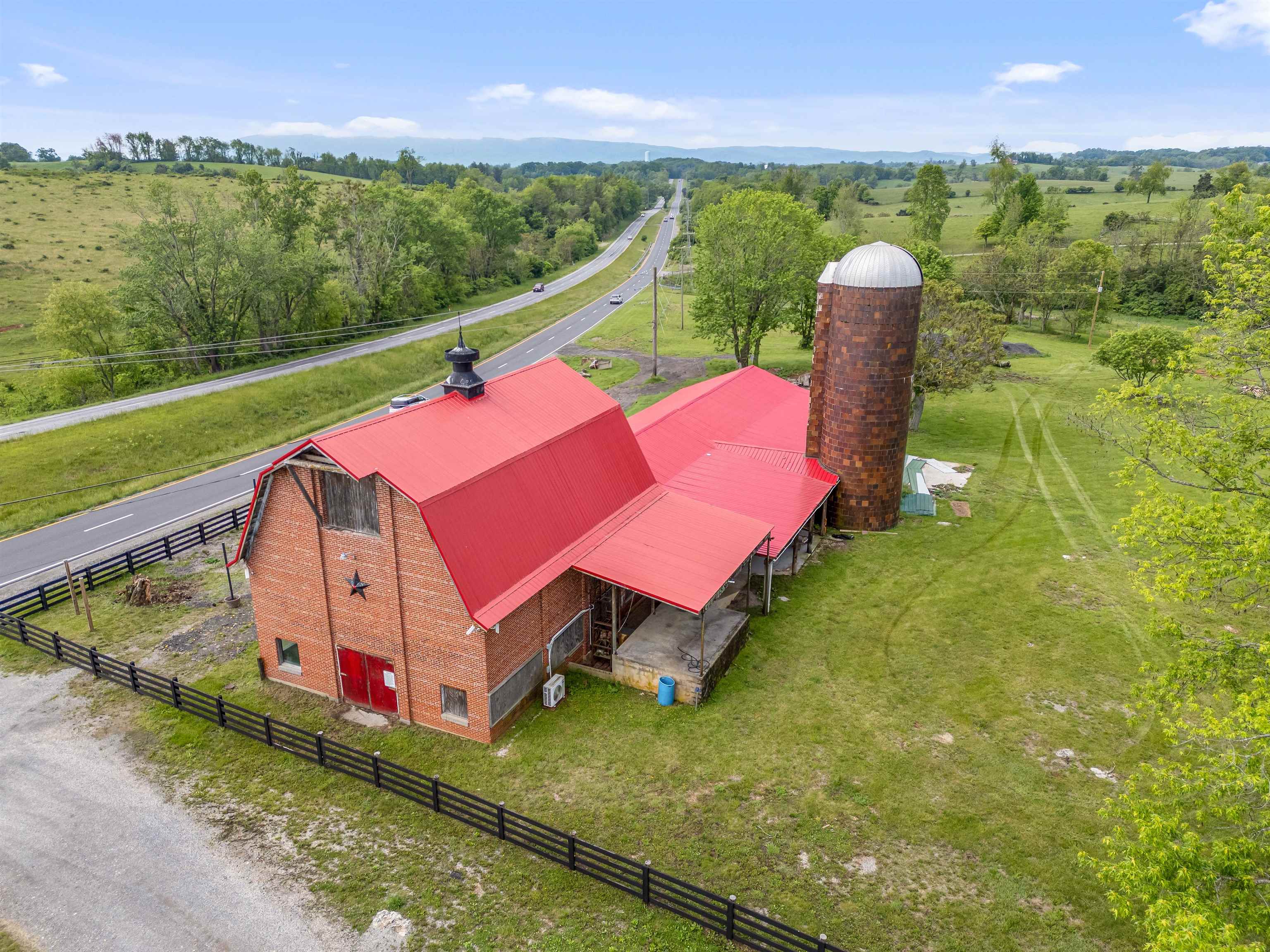 4241 Lee Highway Pulaski VA 24301