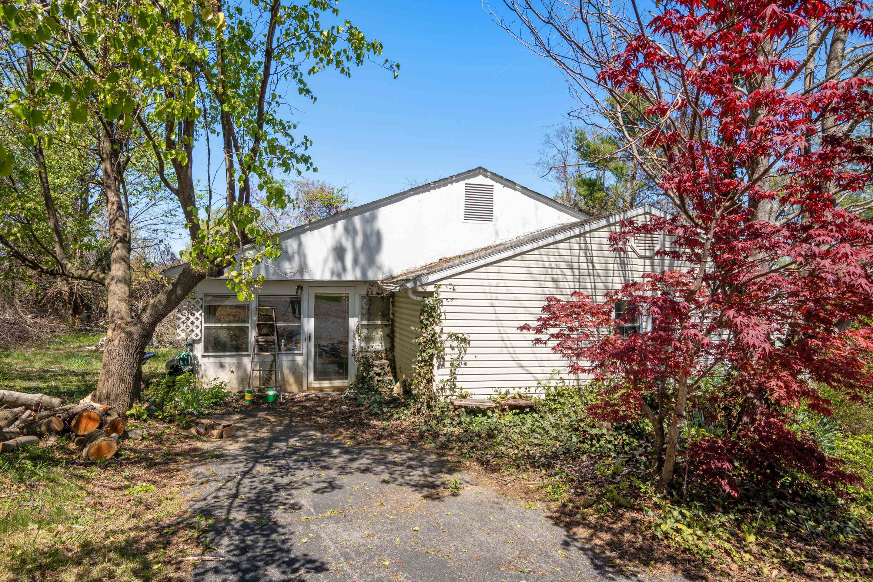 275 Starlight Drive SE Christiansburg VA 24073