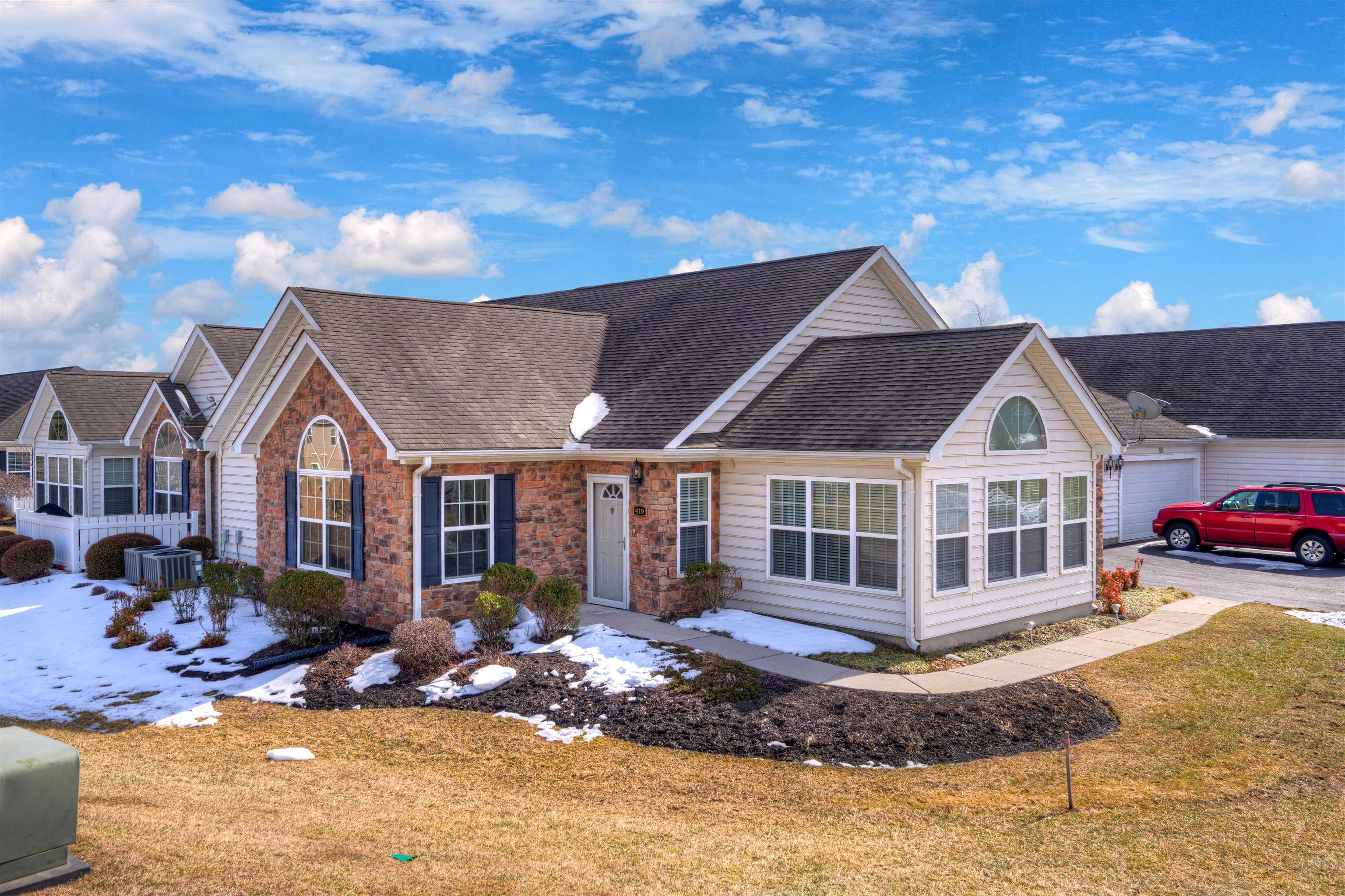 410 32-2 Revolution Circle NW Christiansburg VA 24073