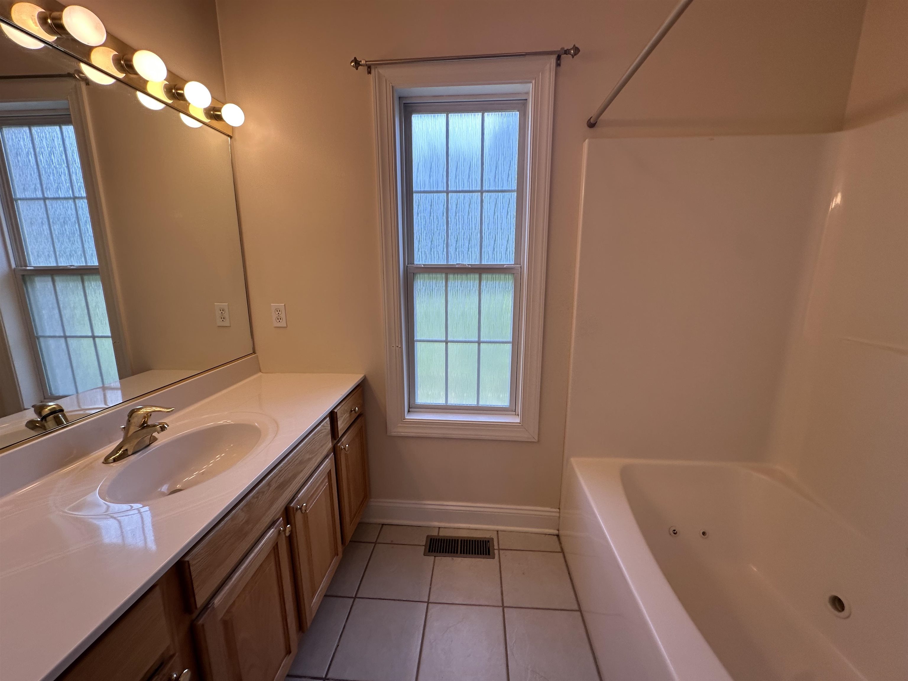470 Tall Oak Street NW Christiansburg VA 24073