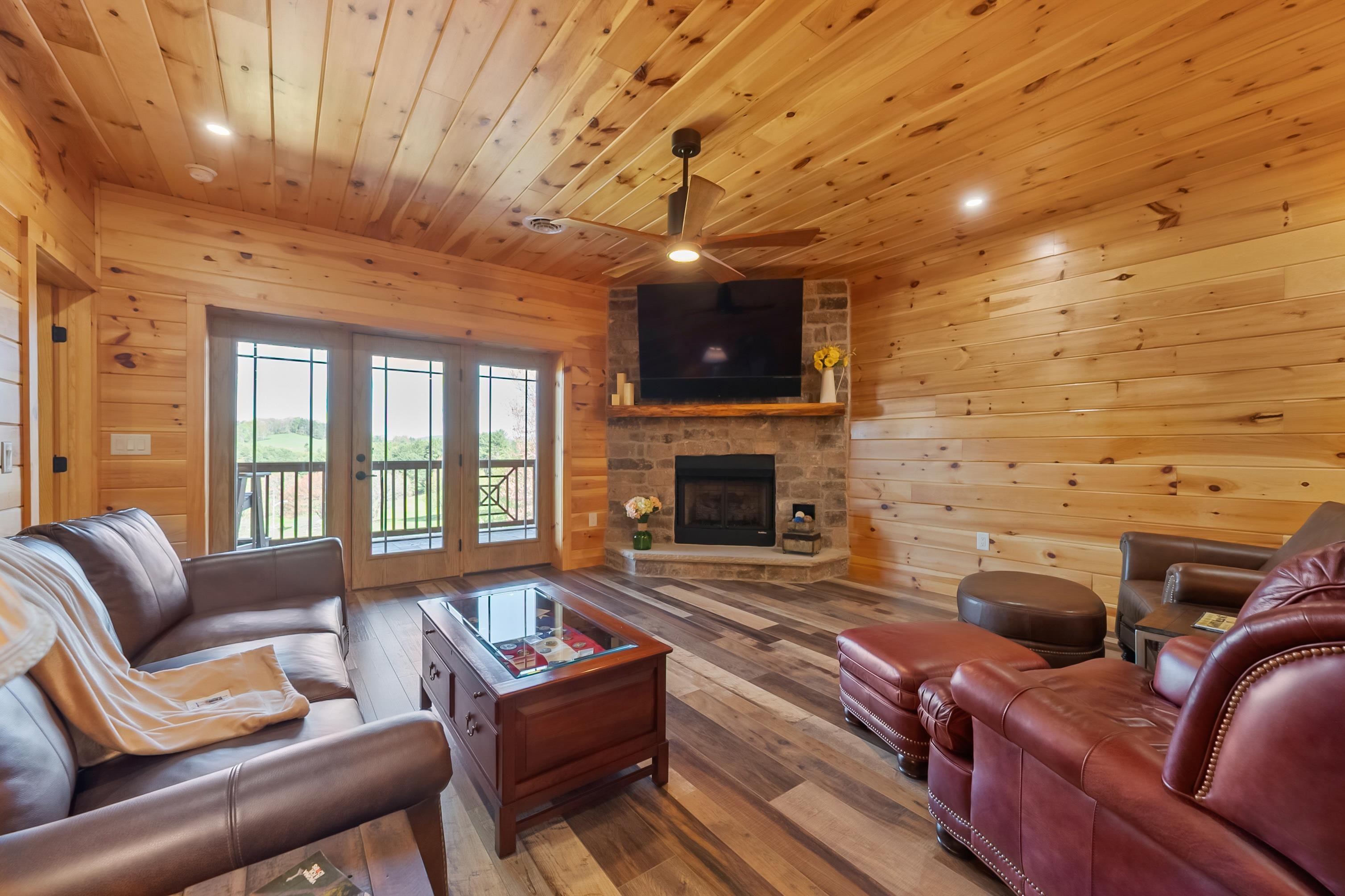 20 Golf Overlook Way Laurel Fork VA 24352