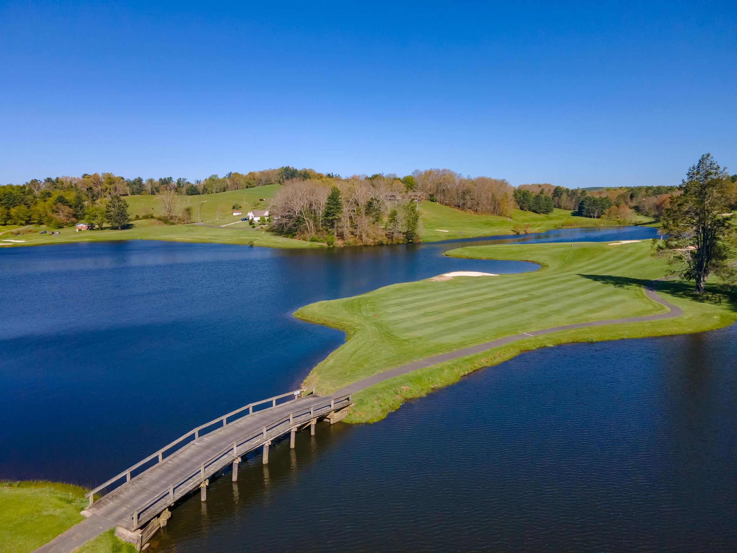 20 Golf Overlook Way Laurel Fork VA 24352