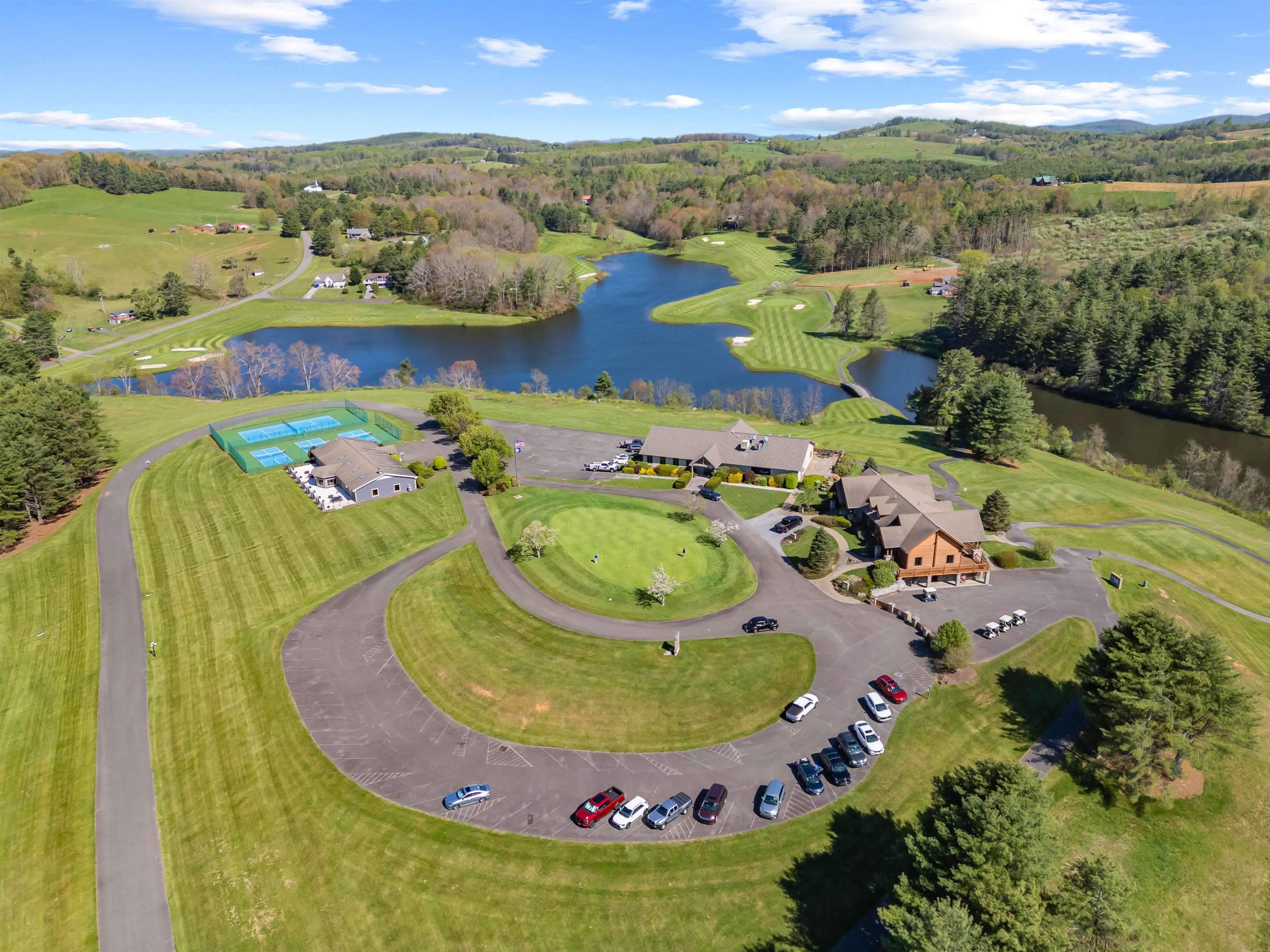 20 Golf Overlook Way Laurel Fork VA 24352