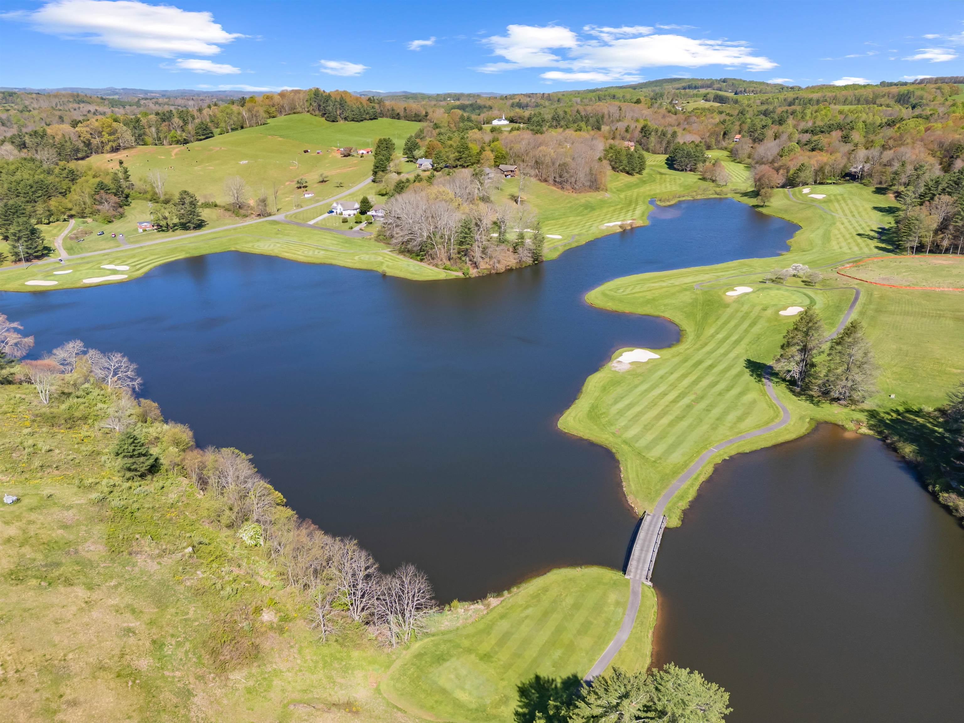 20 Golf Overlook Way Laurel Fork VA 24352