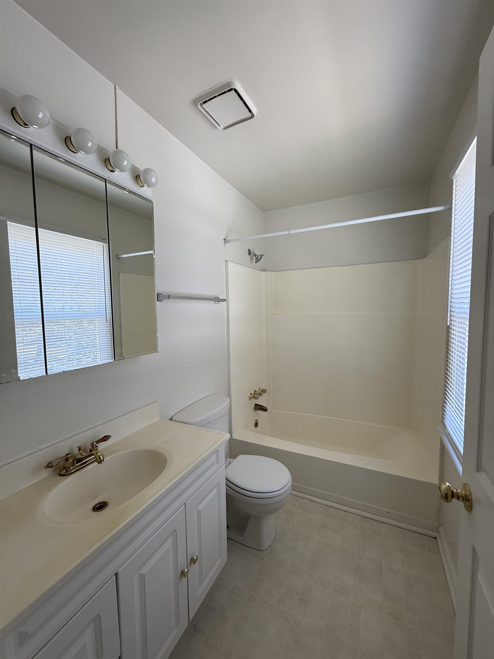 2709 Newton Court Blacksburg VA 24060