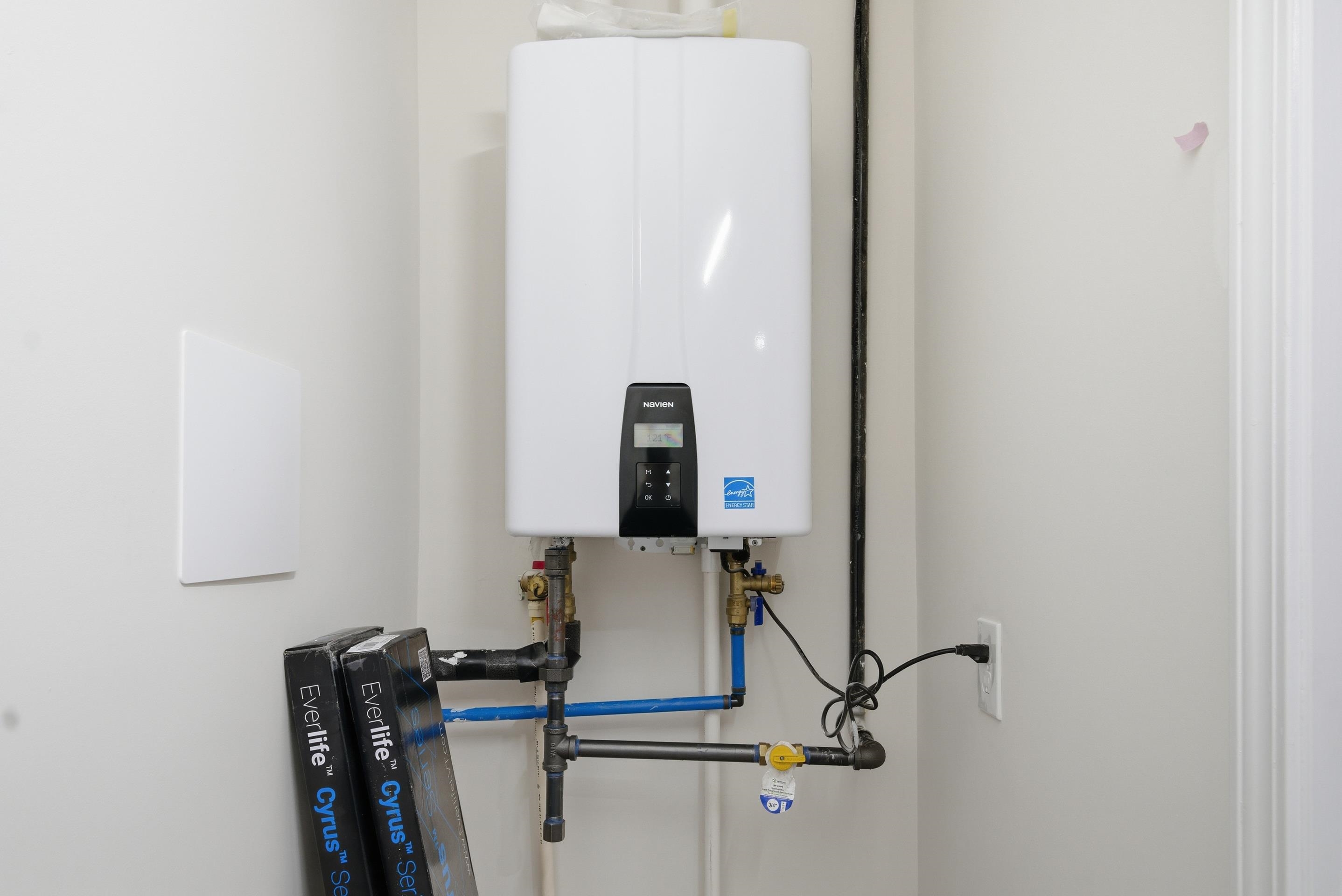 409 N Washington Avenue Pulaski VA 24301