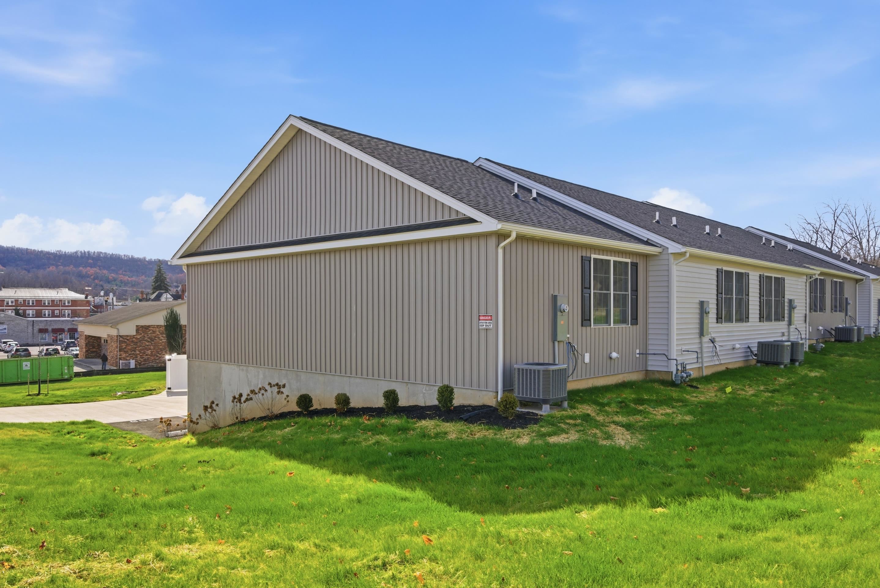 409 N Washington Avenue Pulaski VA 24301