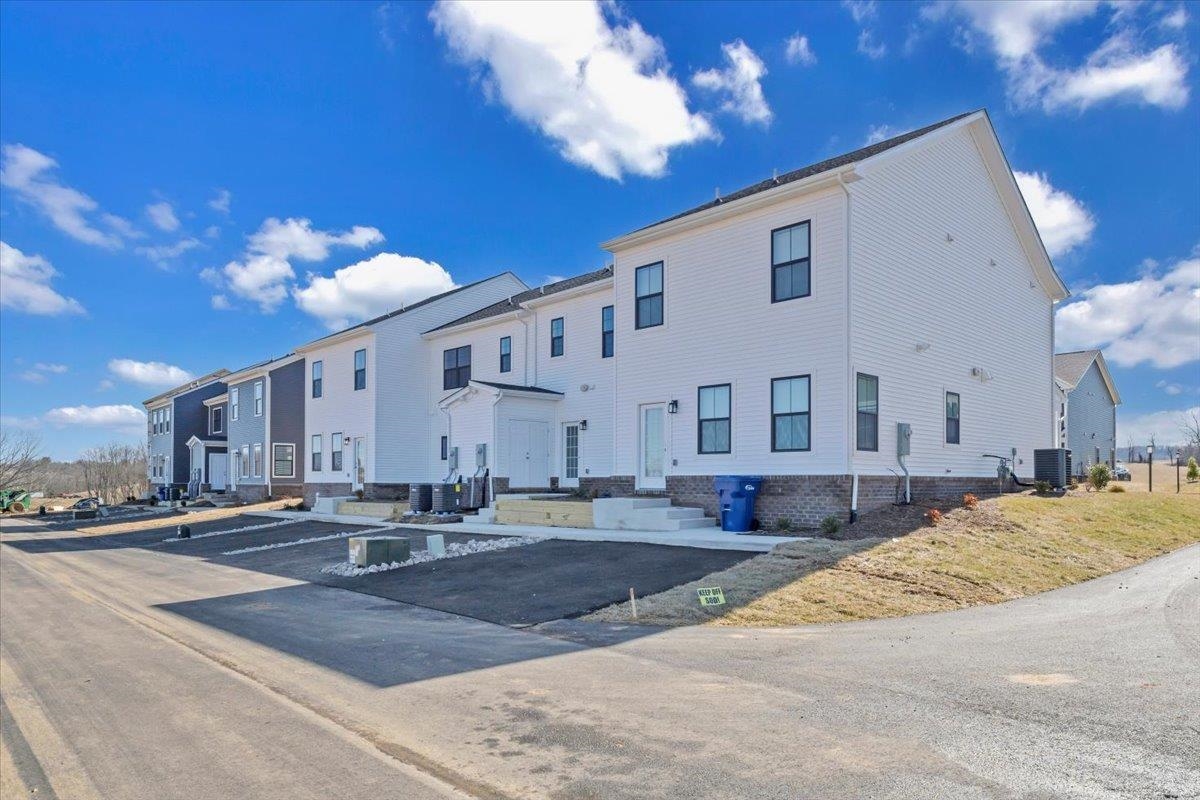 2028 Kyles Way Blacksburg VA 24060