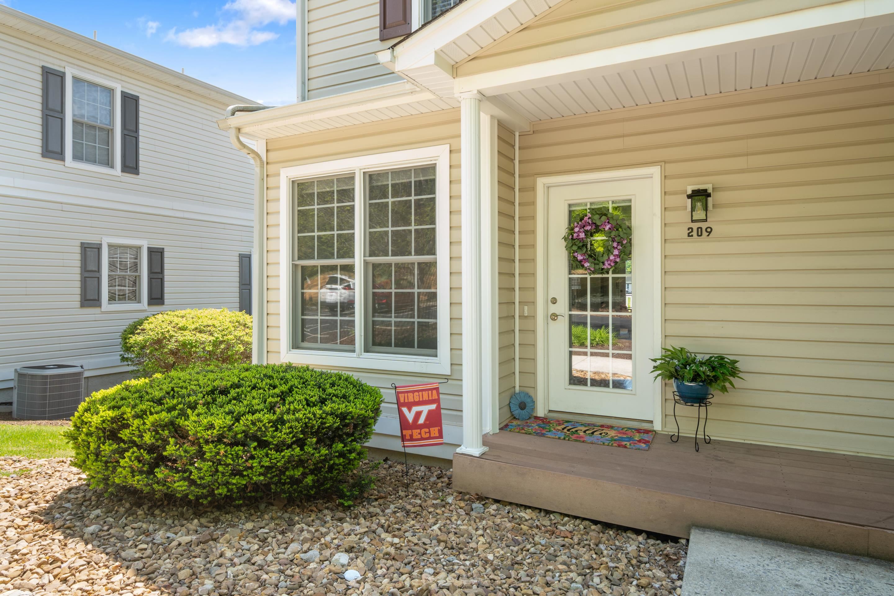209 Heights Lane Blacksburg VA 24060