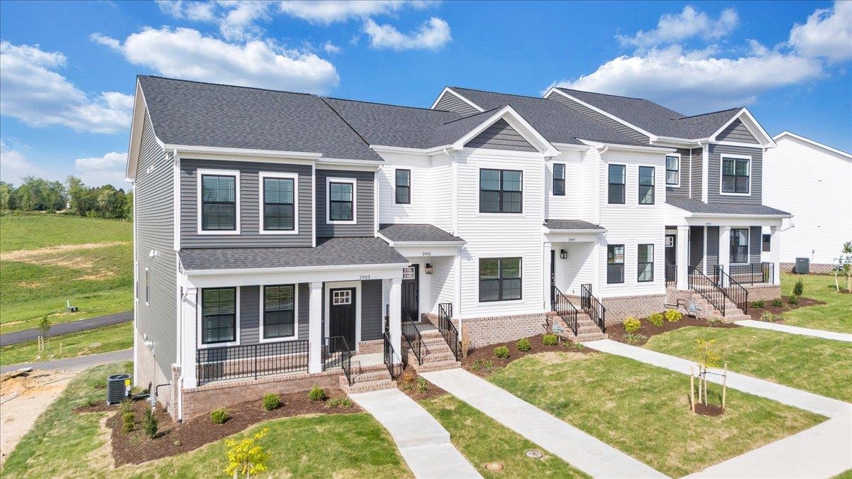 1995 Kyles Way Blacksburg VA 24060