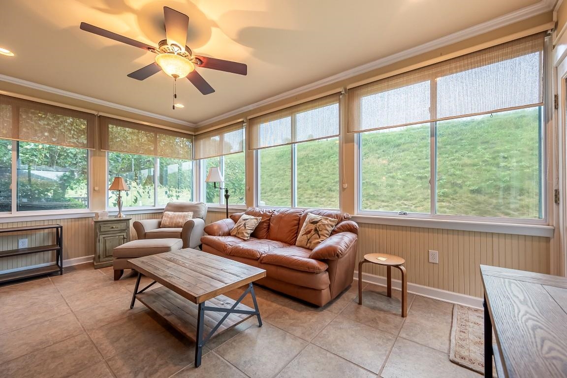 8545 Whistling Straits Drive Radford VA 24141