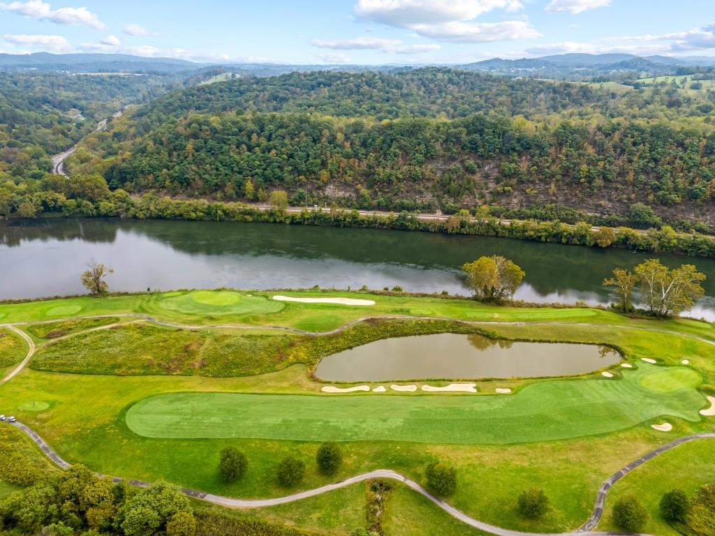 8545 Whistling Straits Drive Radford VA 24141