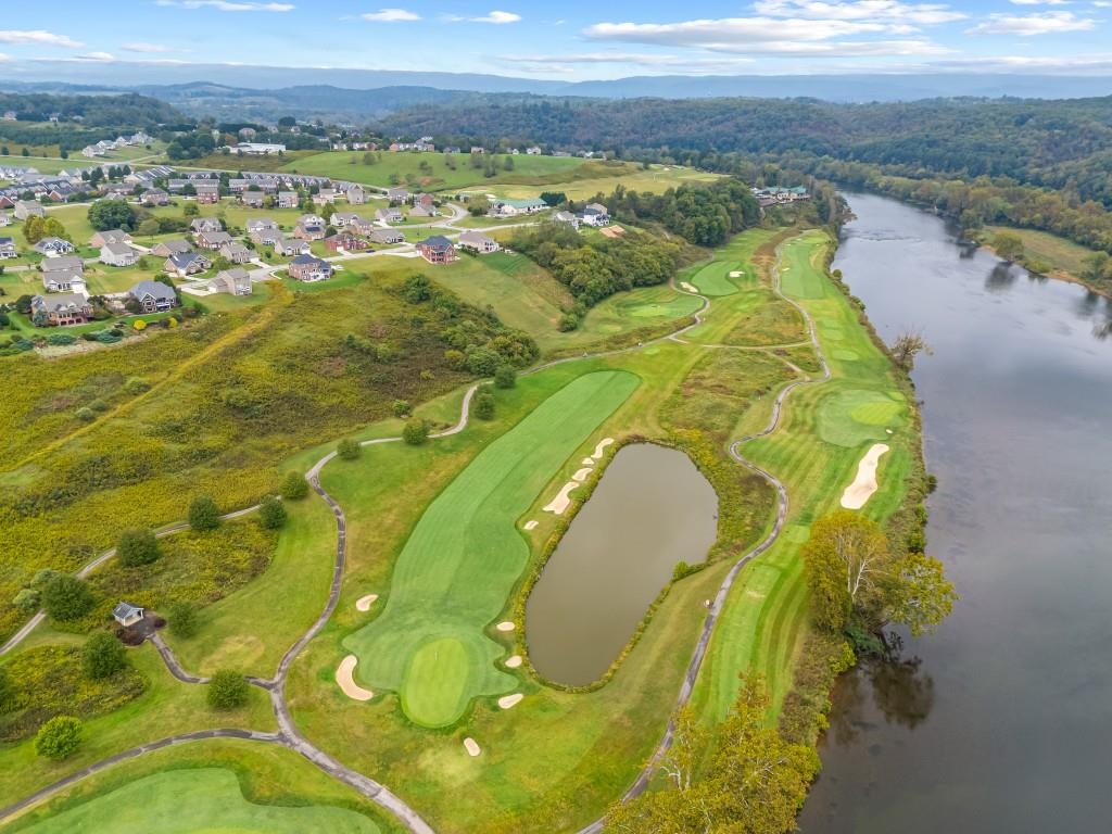 8545 Whistling Straits Drive Radford VA 24141