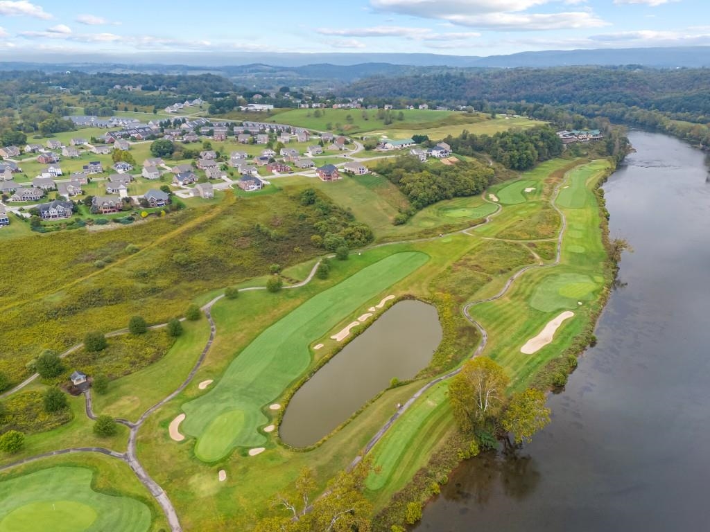 8545 Whistling Straits Drive Radford VA 24141