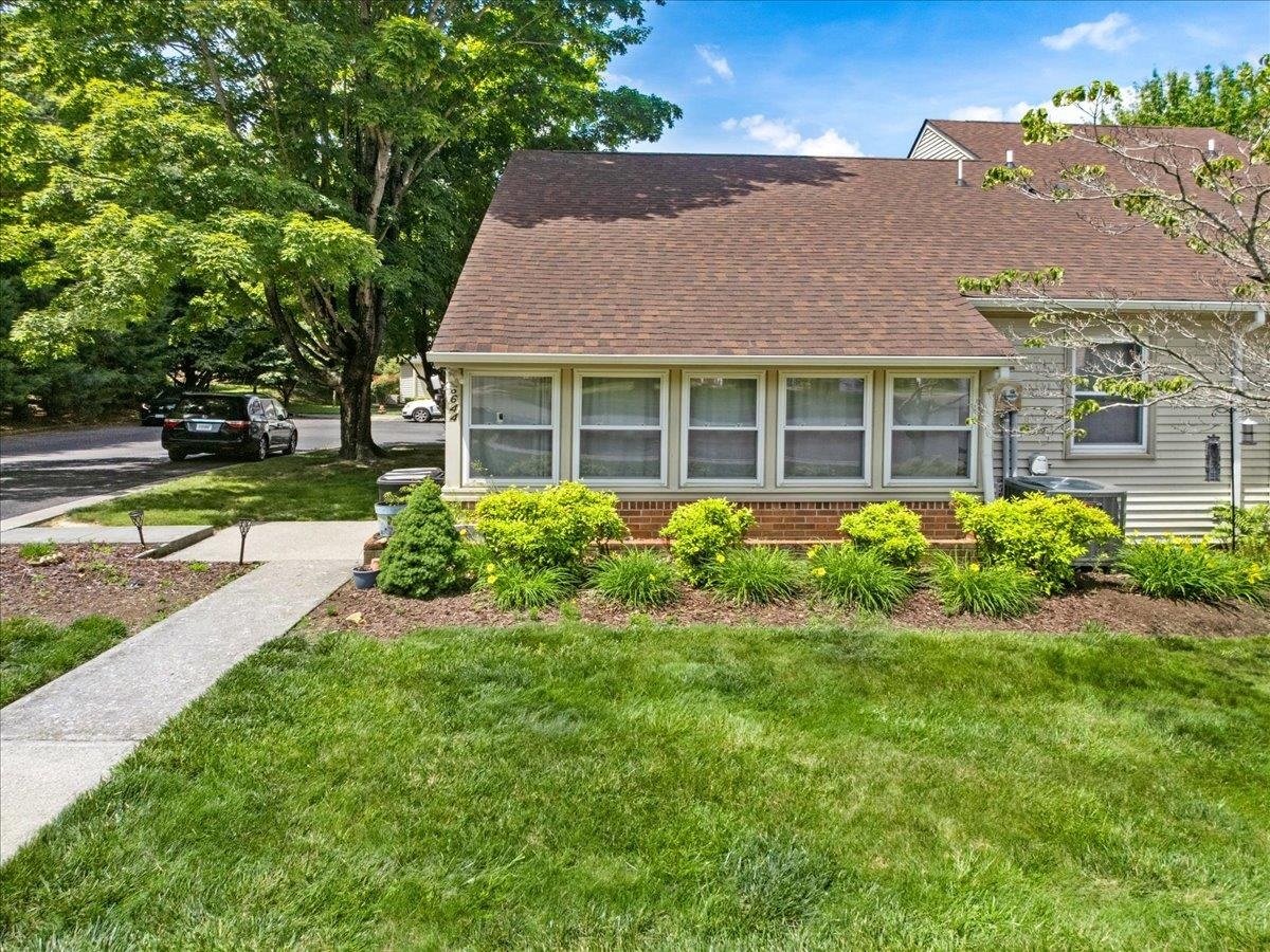 6644 Sagefield Avenue Radford VA 24141