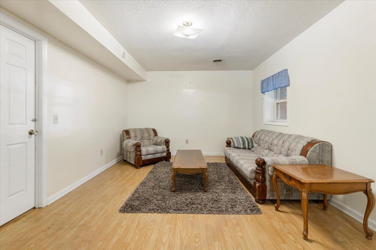 6644 Sagefield Avenue Radford VA 24141