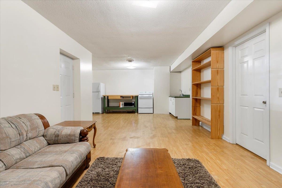 6644 Sagefield Avenue Radford VA 24141