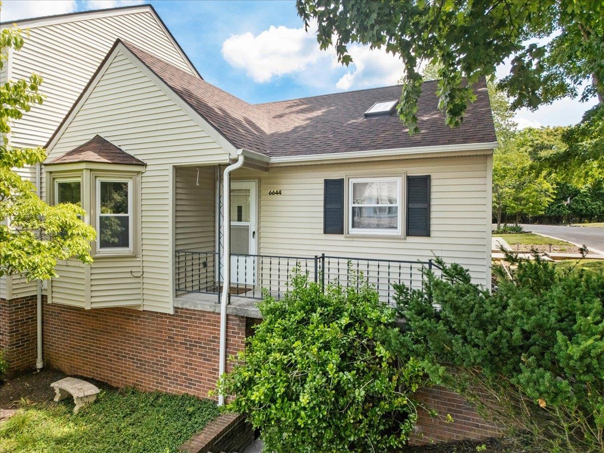 6644 Sagefield Avenue Radford VA 24141