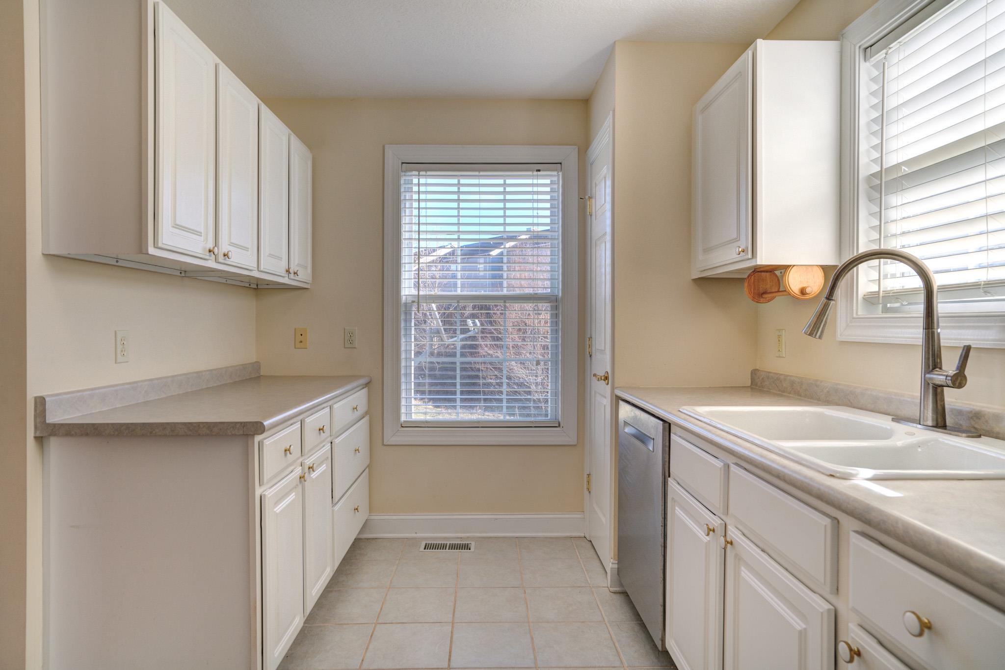 185 Blue Leaf Drive Christiansburg VA 24073