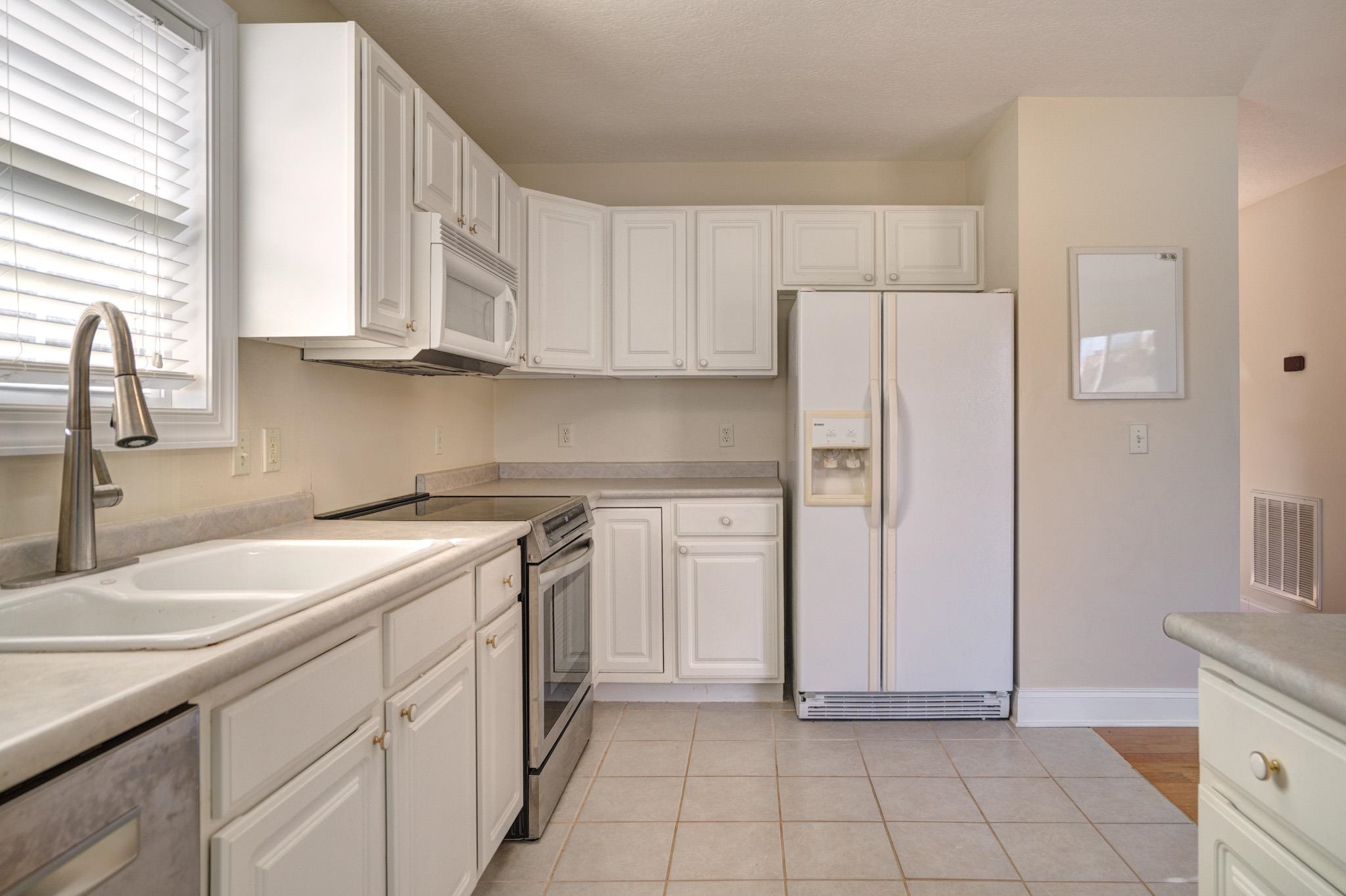 185 Blue Leaf Drive Christiansburg VA 24073