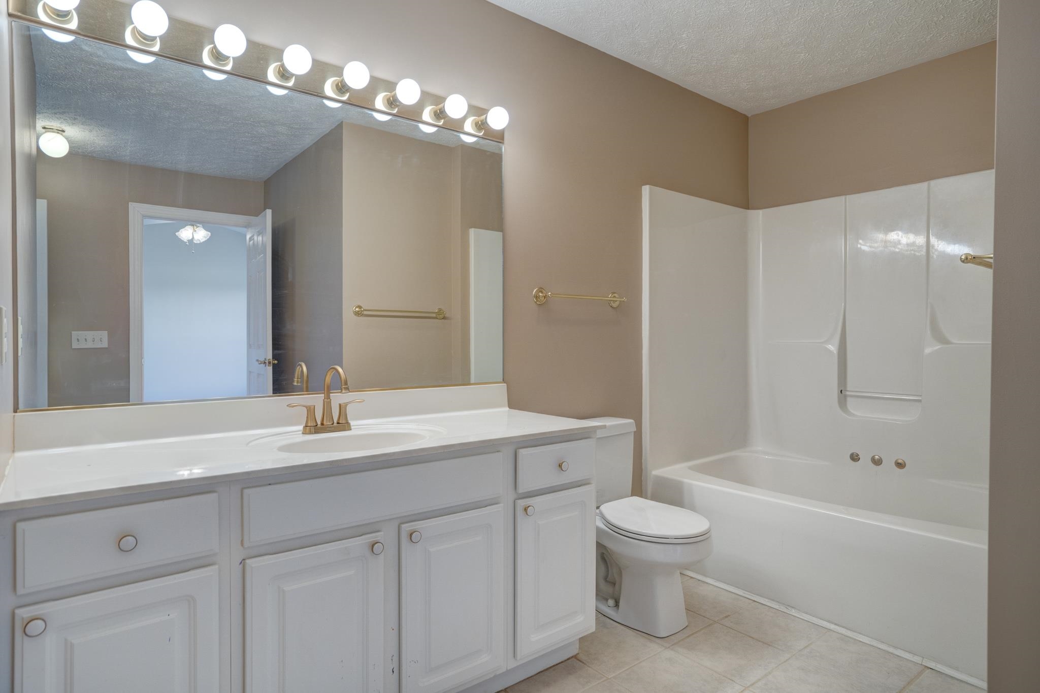 185 Blue Leaf Drive Christiansburg VA 24073