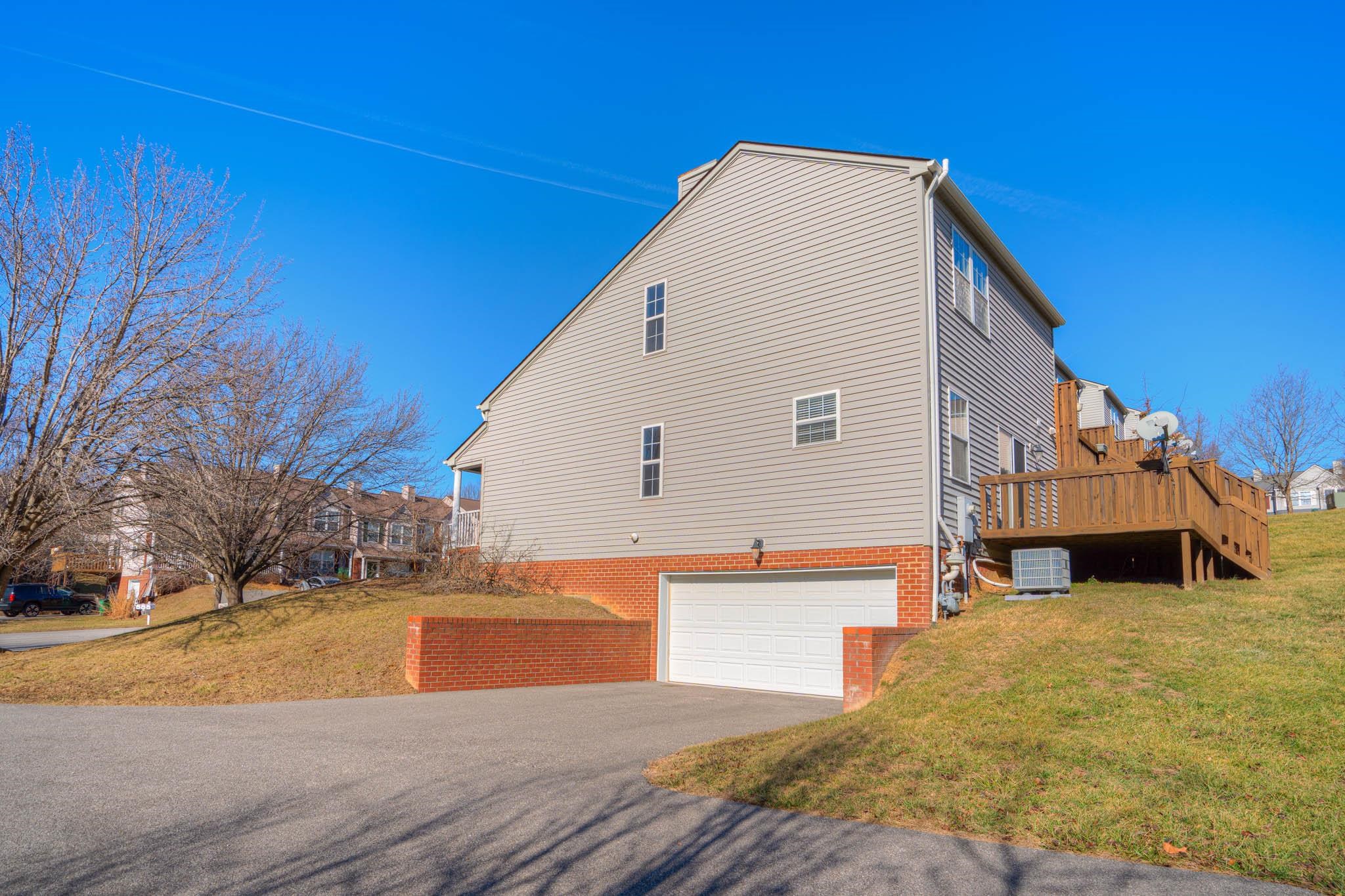 185 Blue Leaf Drive Christiansburg VA 24073