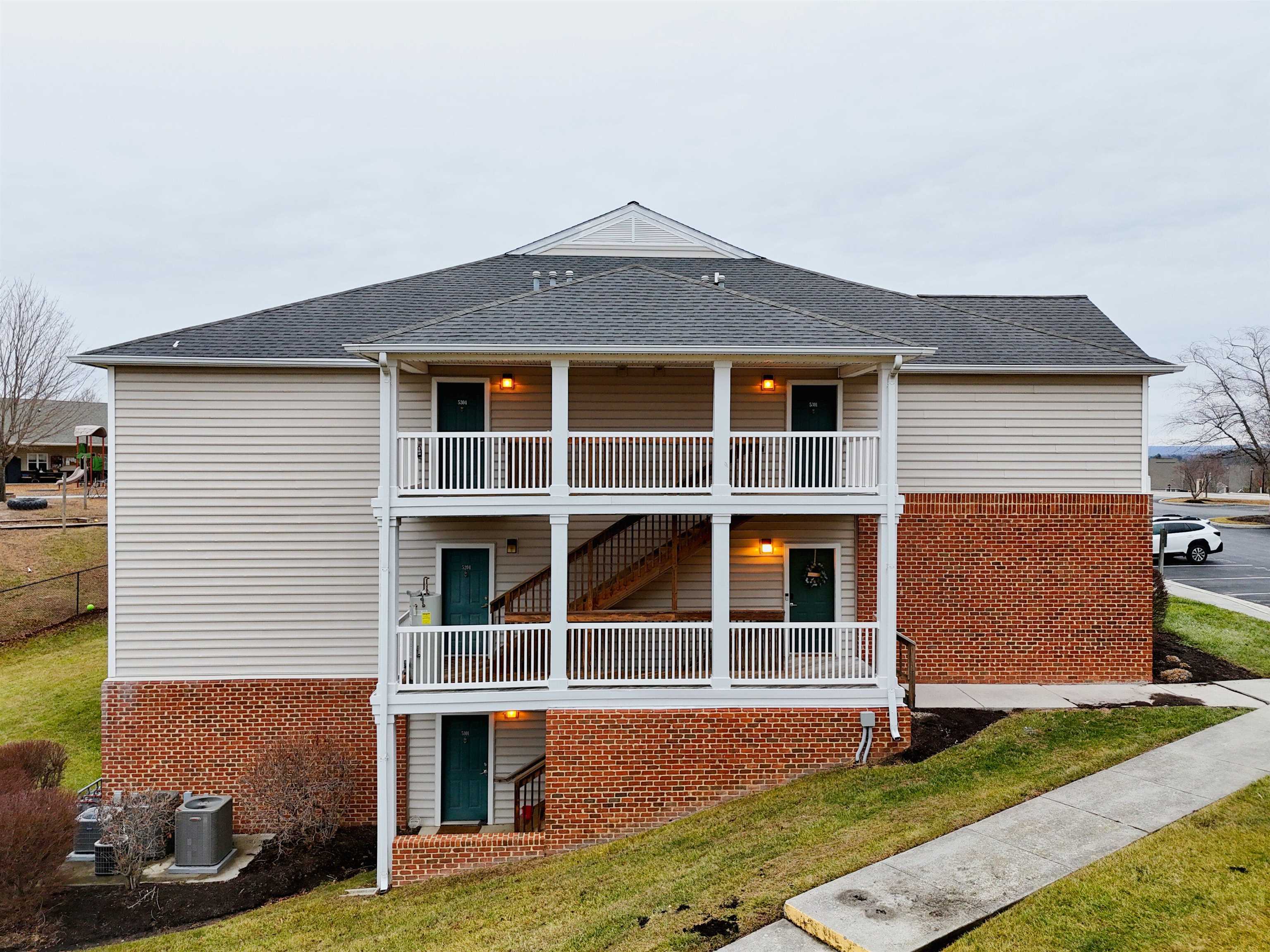 305 N Knollwood Drive Blacksburg VA 24060