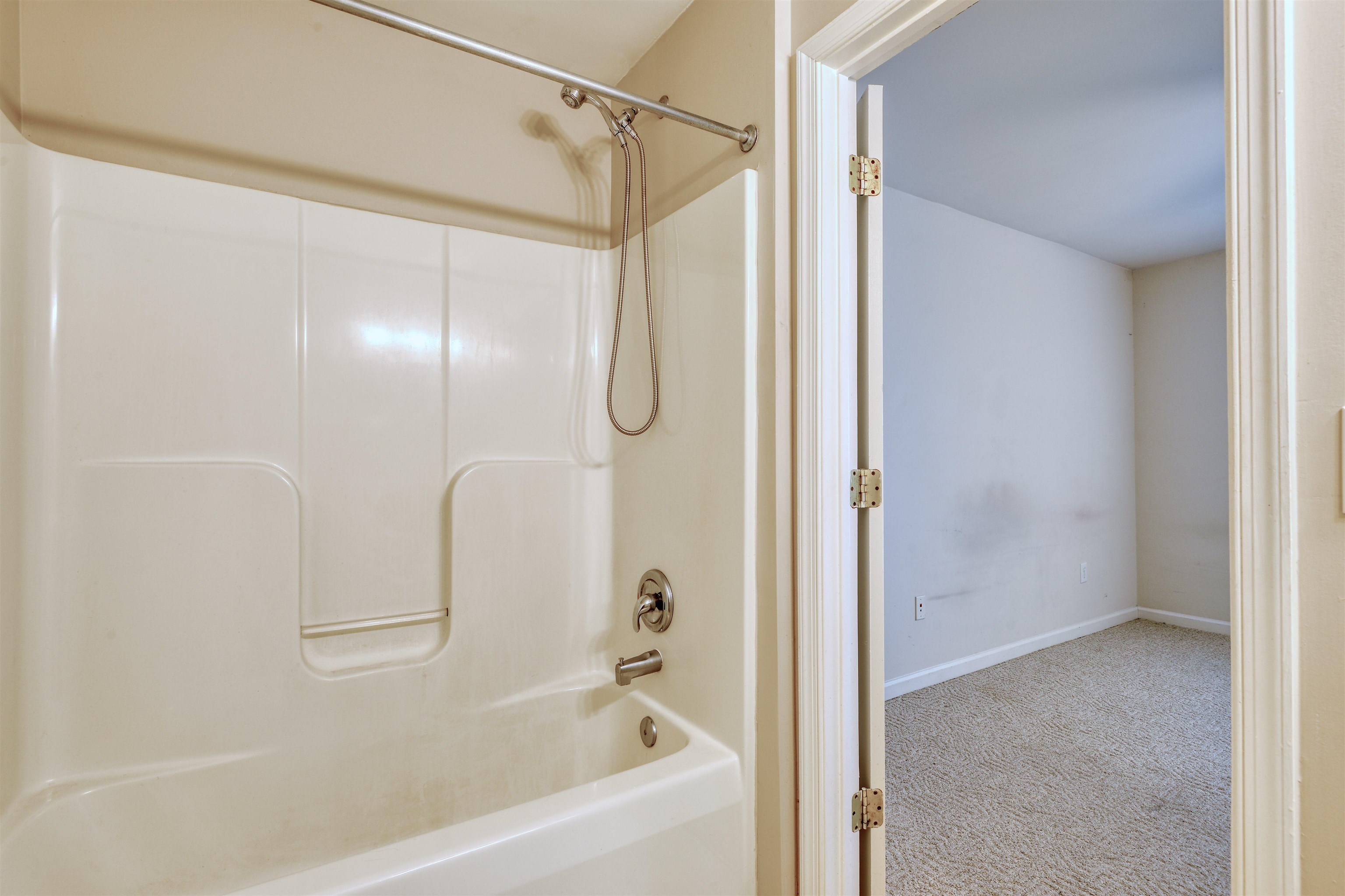 305 N Knollwood Drive Blacksburg VA 24060