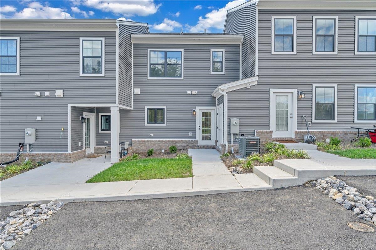 2074 Kyles Way Blacksburg VA 24060