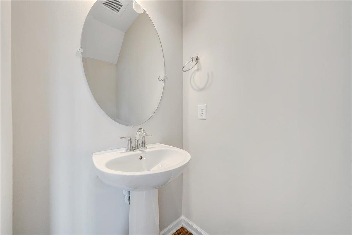 1987 Kyles Way Blacksburg VA 24060