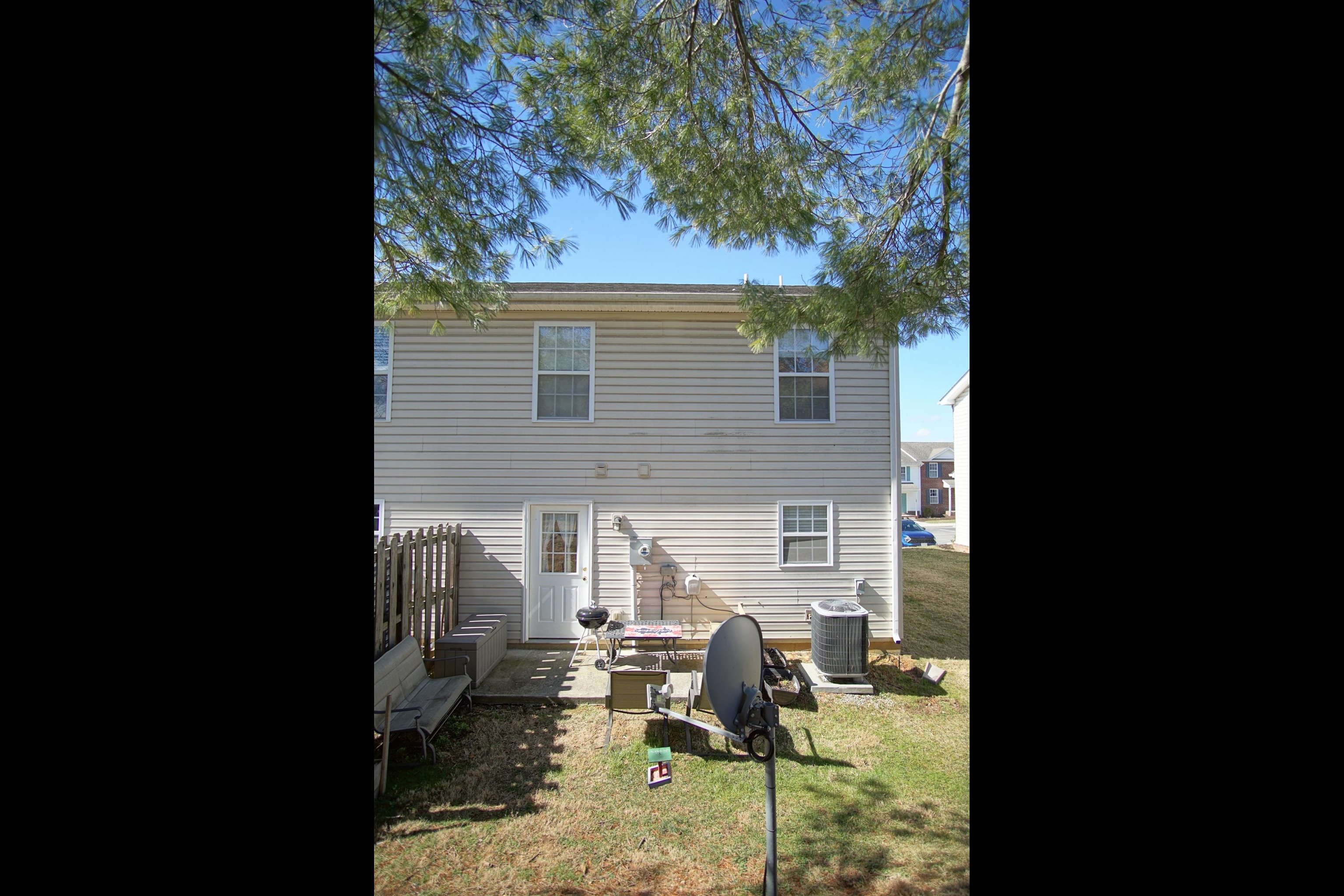 100 Salem Lane Christiansburg VA 24073