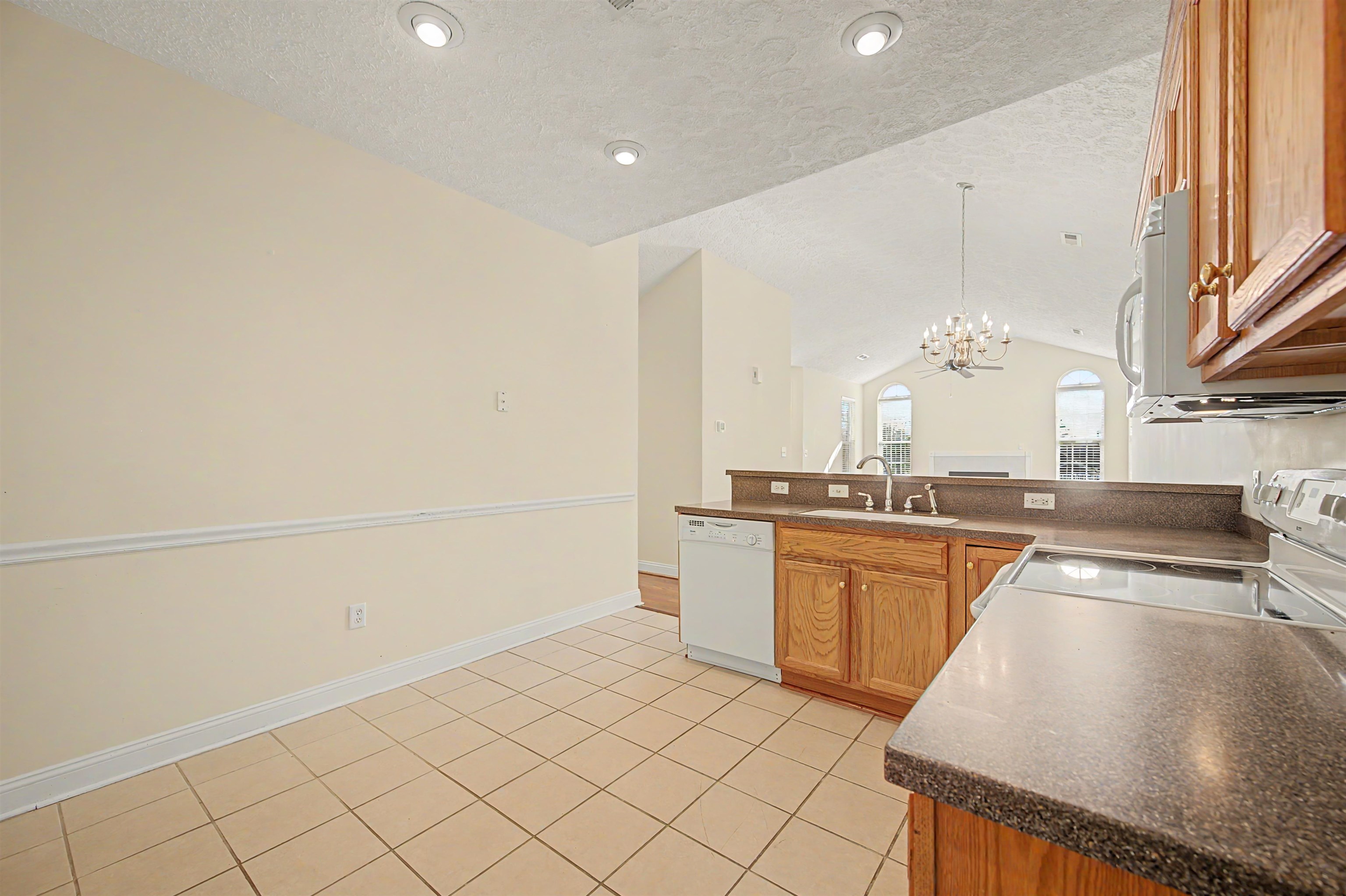 24 Patriot Way Christiansburg VA 24073
