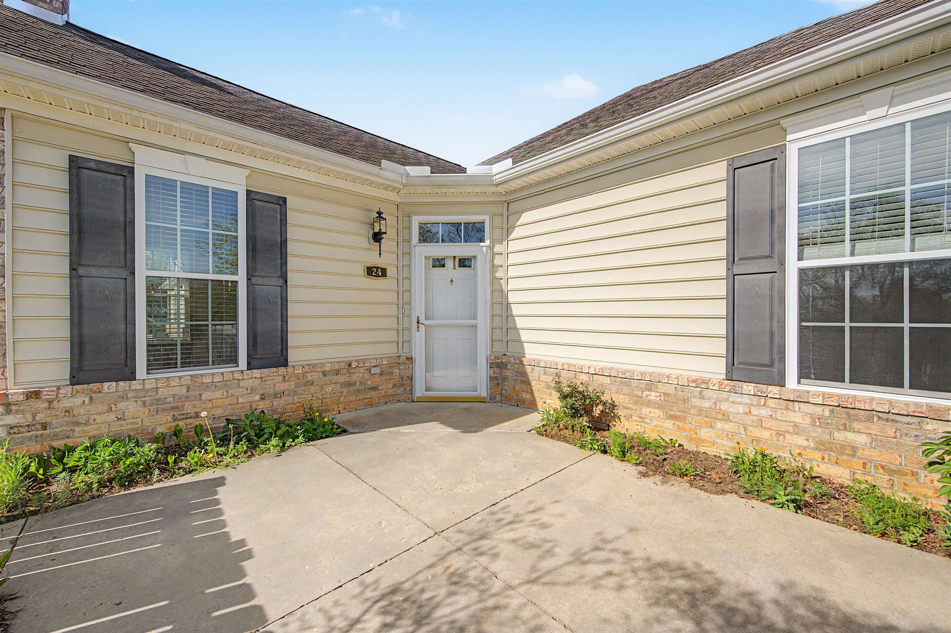 24 Patriot Way Christiansburg VA 24073