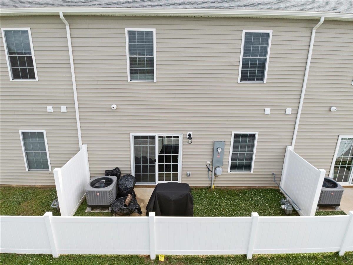 6136 Warren Newcomb Drive Fairlawn VA 24141