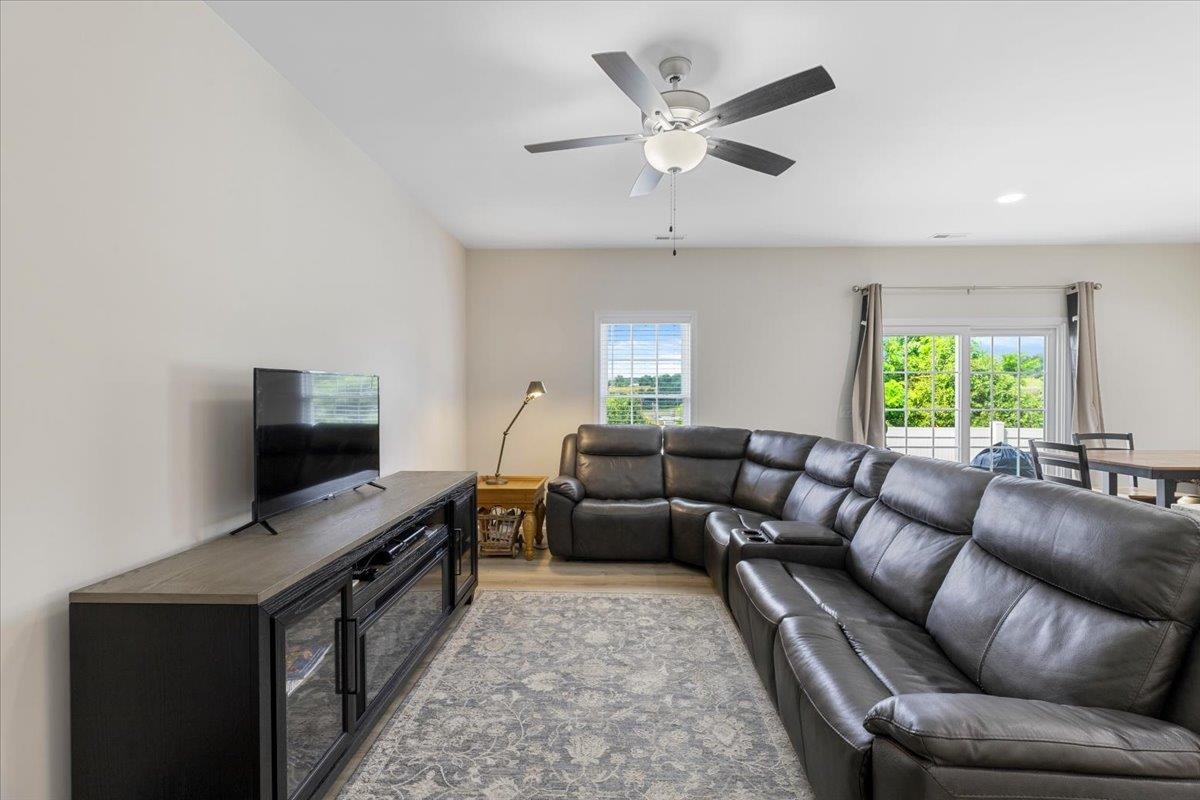 6136 Warren Newcomb Drive Fairlawn VA 24141