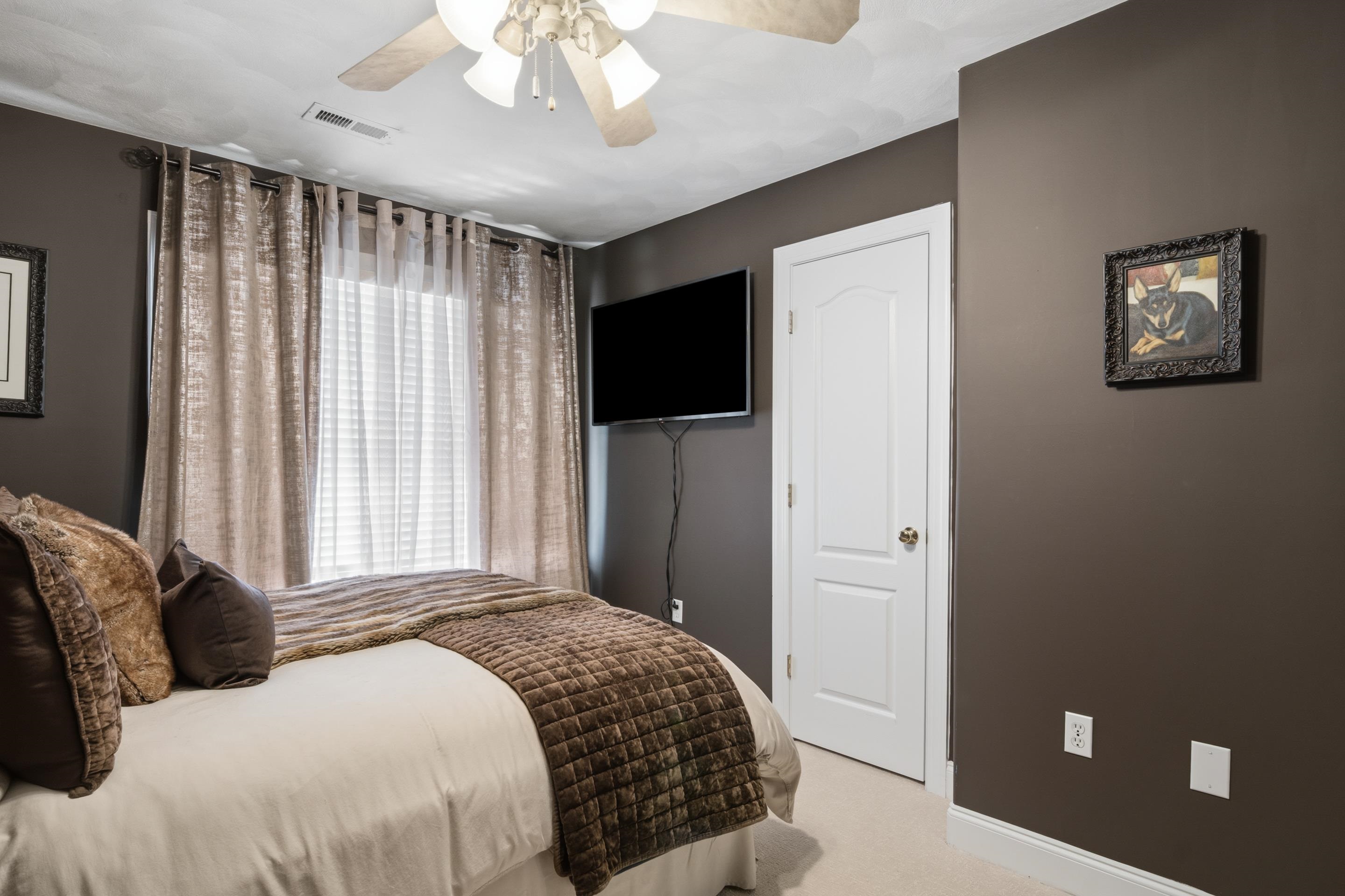 6723 Bay Hill Court Radford VA 24141