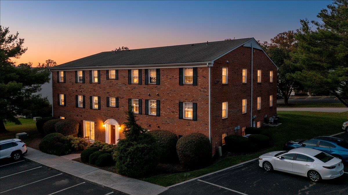 370 New Kent Road Blacksburg VA 24060