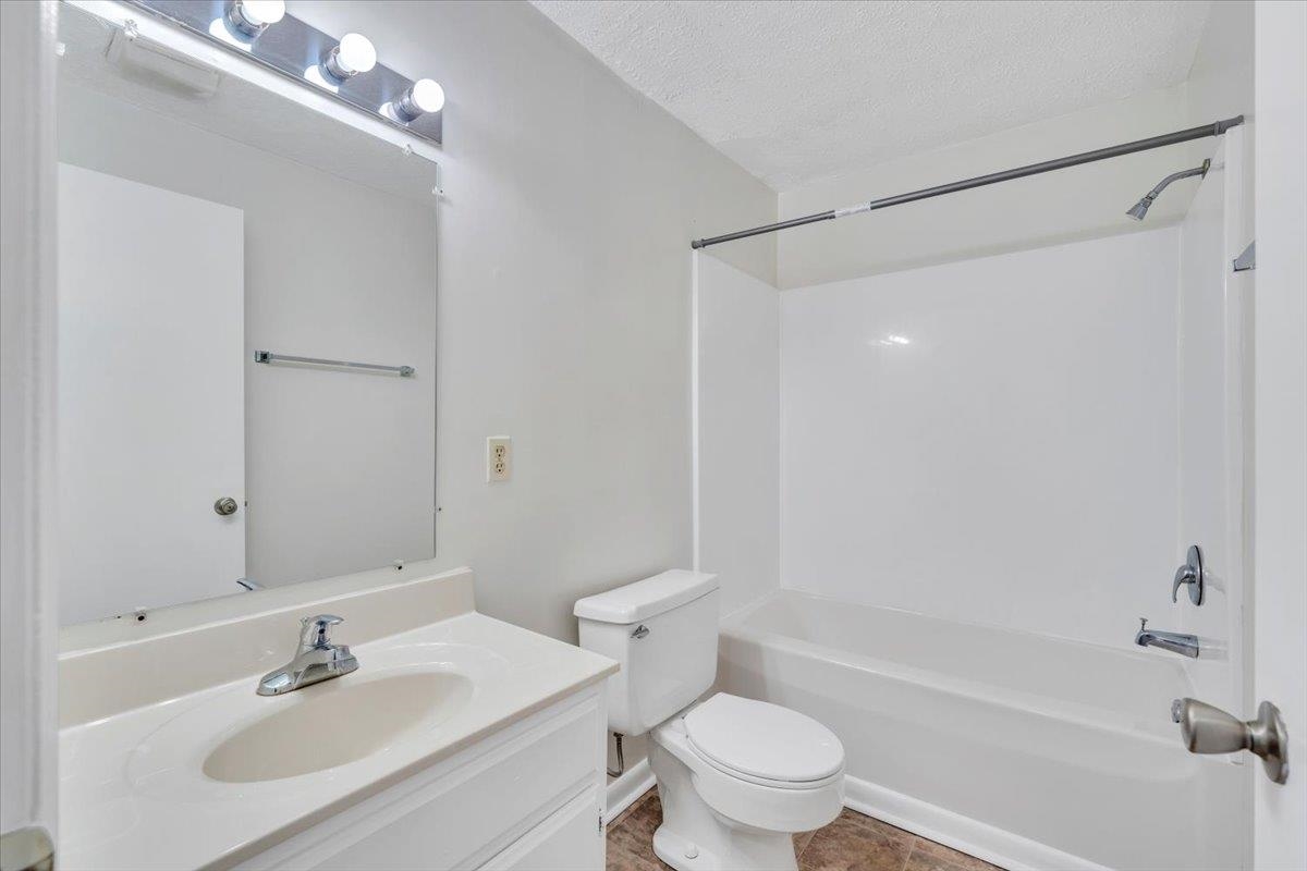 370 New Kent Road Blacksburg VA 24060