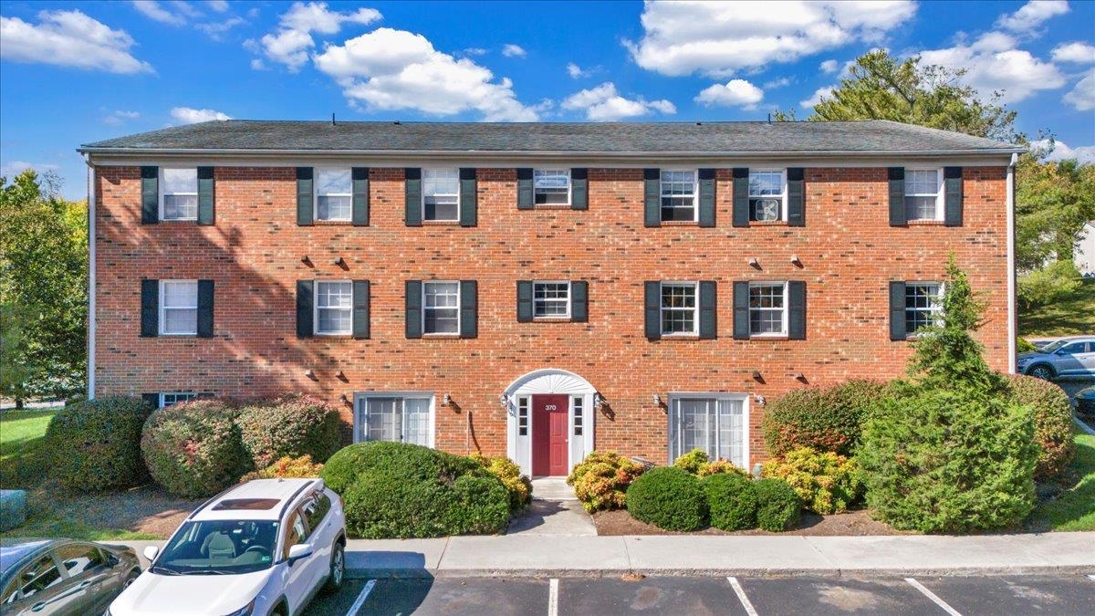 370 New Kent Road Blacksburg VA 24060